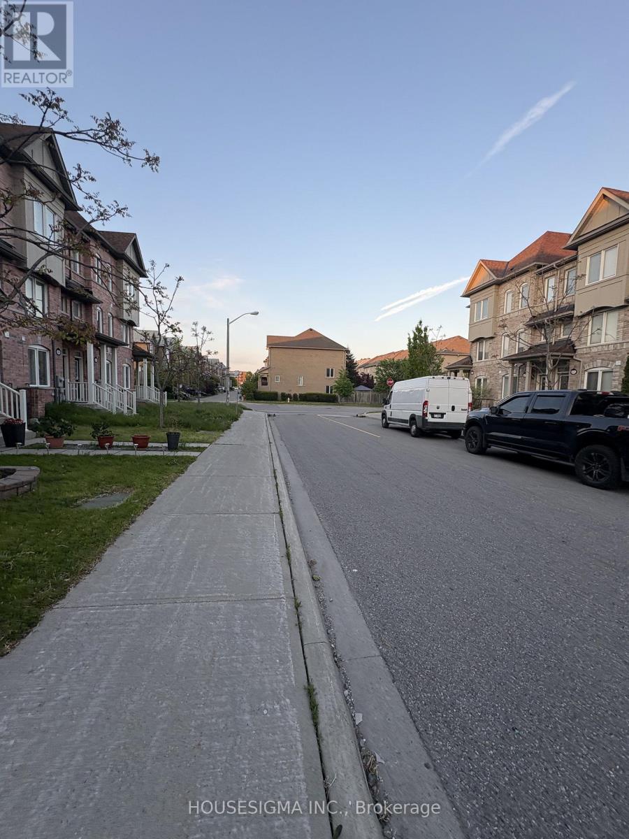 40 De Jong Street, Toronto, Ontario  M1P 0B9 - Photo 41 - E13234560