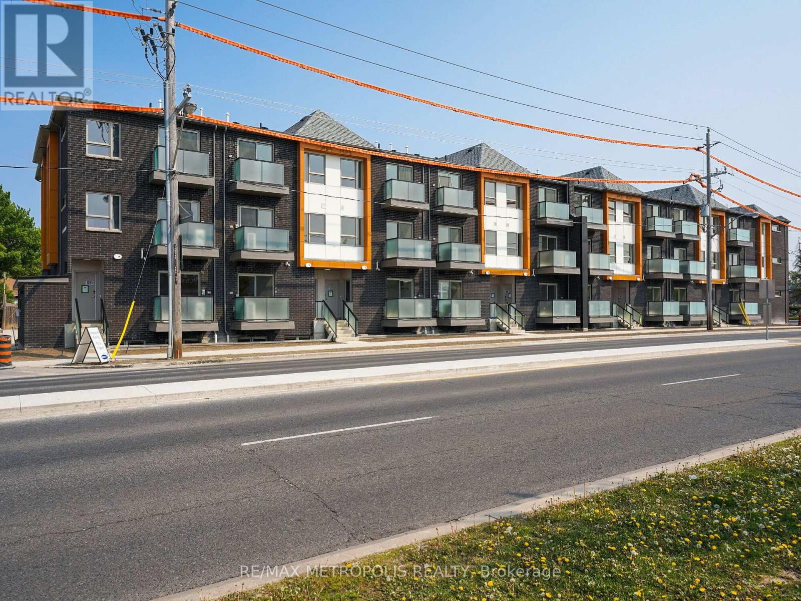 125 - 1081 Danforth Road, Toronto, Ontario  M1J 0B2 - Photo 1 - E13235584