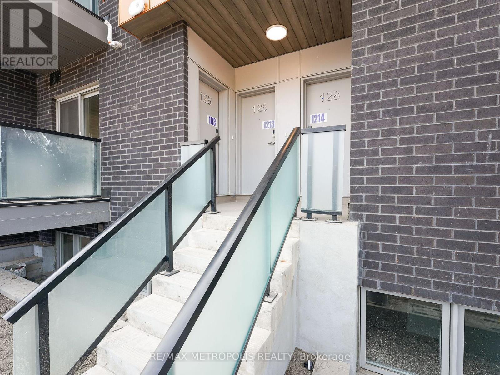 125 - 1081 Danforth Road, Toronto, Ontario  M1J 0B2 - Photo 2 - E13235584