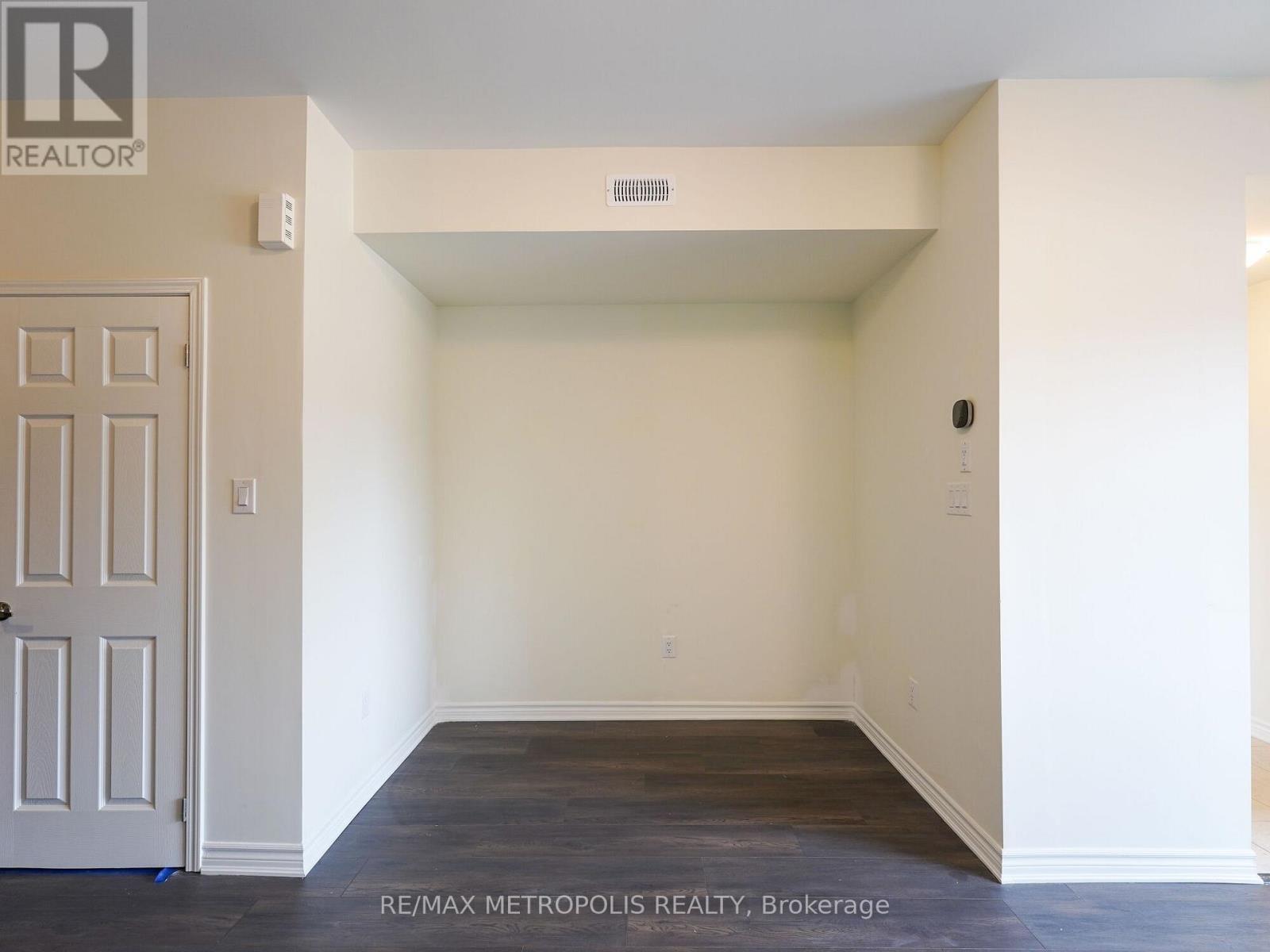 125 - 1081 Danforth Road, Toronto, Ontario  M1J 0B2 - Photo 7 - E13235584