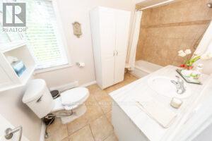 136 Tower Drive, Toronto, Ontario  M1R 3P5 - Photo 14 - E13235600