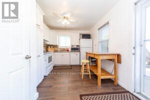 136 Tower Drive, Toronto, Ontario  M1R 3P5 - Photo 5 - E13235600