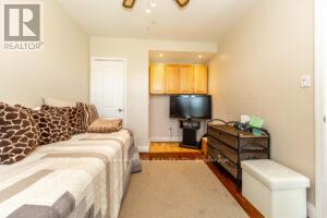 136 Tower Drive, Toronto, Ontario  M1R 3P5 - Photo 8 - E13235600