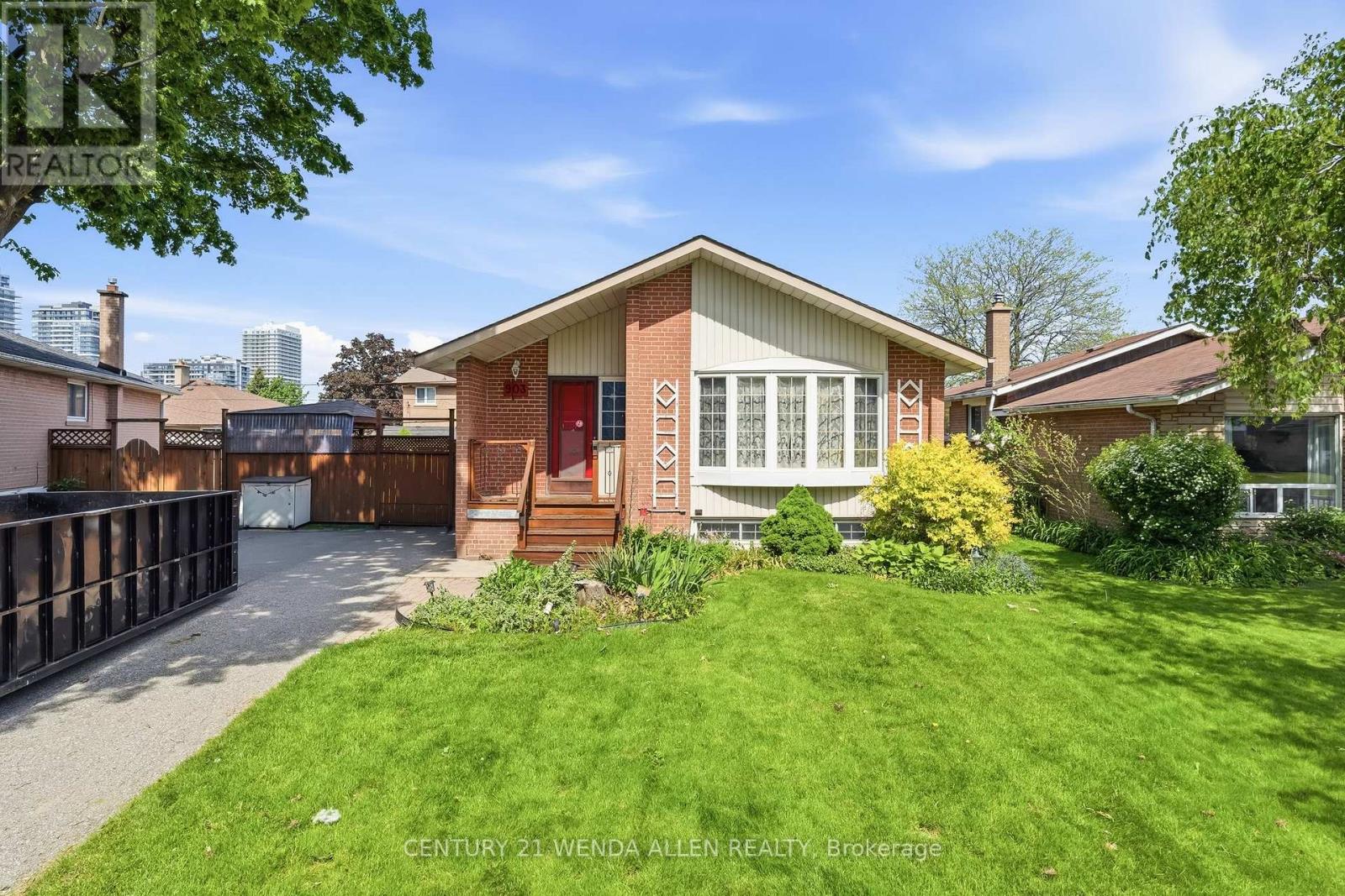 903 GRENOBLE BOULEVARD, Pickering, Ontario