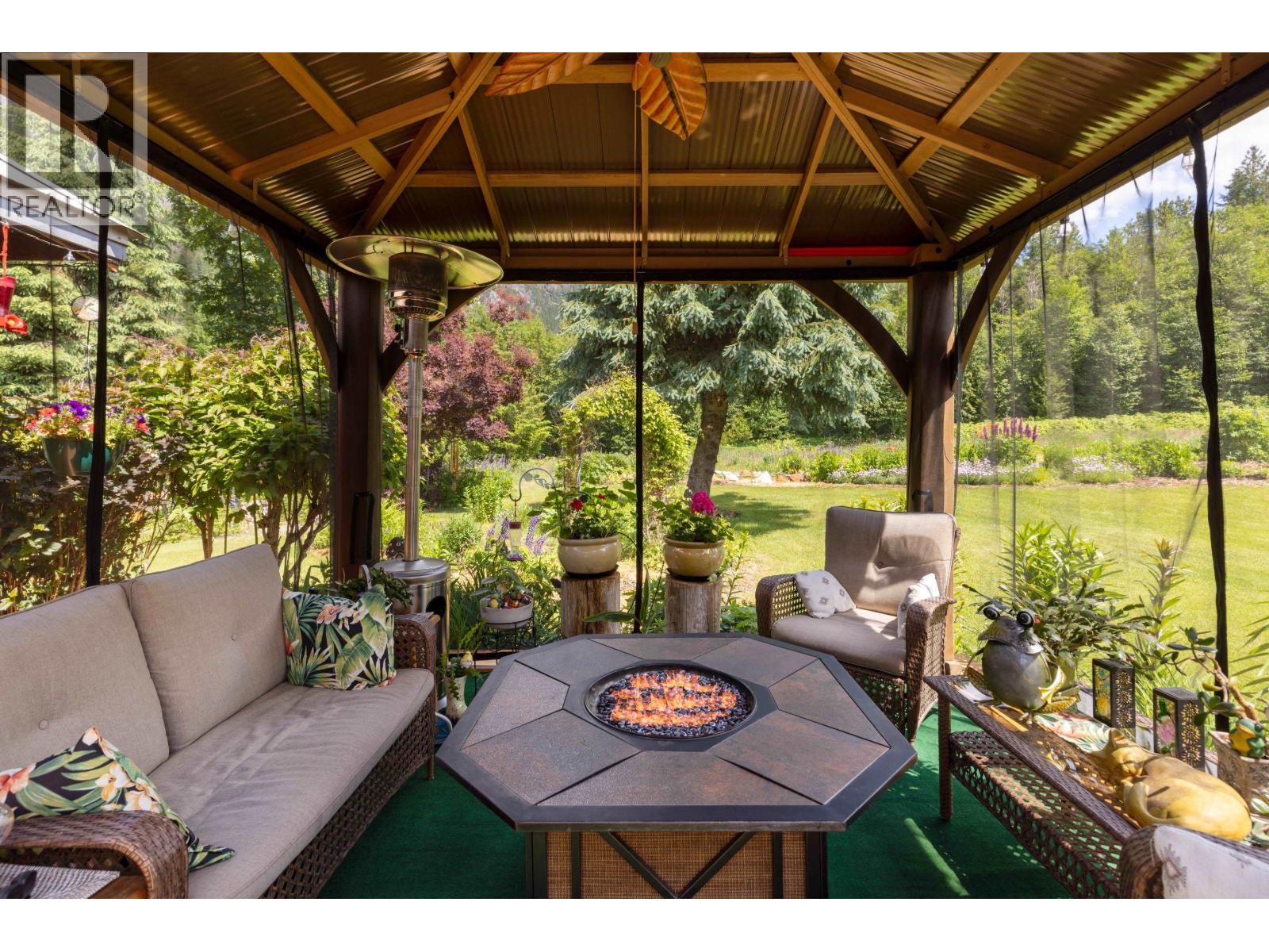 7744 Owl Ridge Road, Mount Currie, British Columbia  V0N 2K0 - Photo 27 - R3131705
