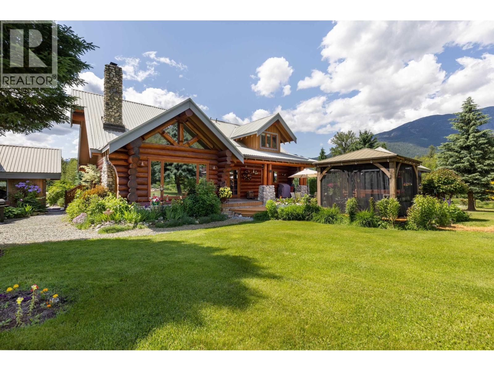 7744 Owl Ridge Road, Mount Currie, British Columbia  V0N 2K0 - Photo 29 - R3131705
