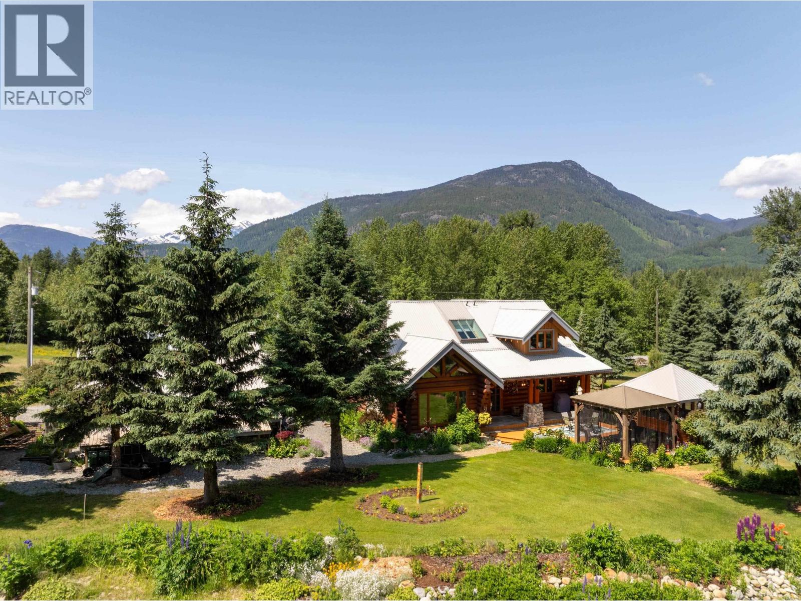 7744 Owl Ridge Road, Mount Currie, British Columbia  V0N 2K0 - Photo 35 - R3131705