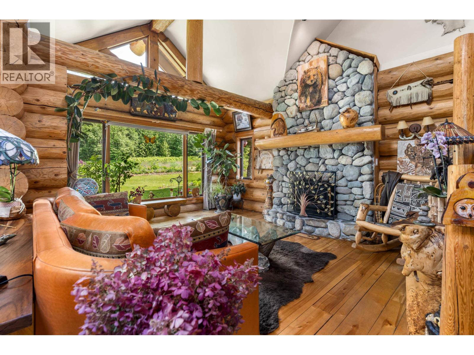 7744 Owl Ridge Road, Mount Currie, British Columbia  V0N 2K0 - Photo 6 - R3131705
