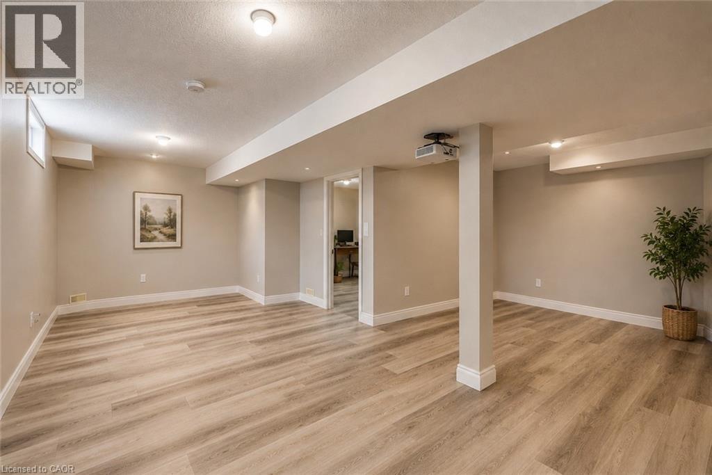 913 Copper Leaf Crescent, Kitchener, Ontario  N2E 3W1 - Photo 30 - 40835570