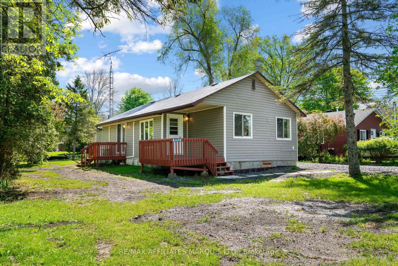 6229 67th Avenue, South Glengarry, Ontario  K0C 1N0 - Photo 1 - X13235618