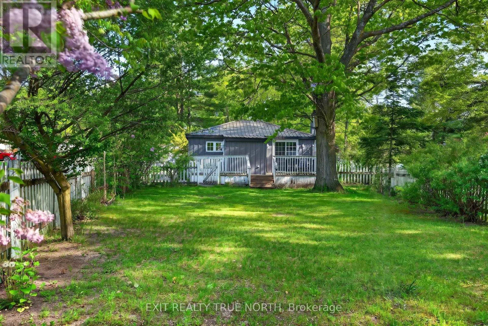 60 Parkwood Drive, Wasaga Beach, Ontario  L9Z 2T2 - Photo 18 - S13235690