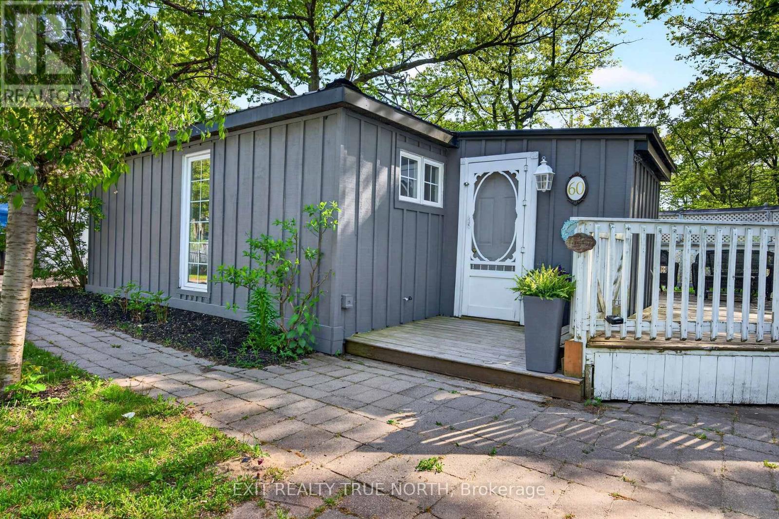 60 Parkwood Drive, Wasaga Beach, Ontario  L9Z 2T2 - Photo 4 - S13235690