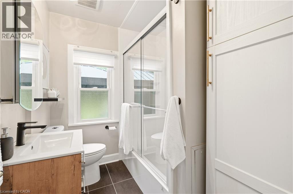 101 Irene Avenue, Stoney Creek, Ontario  L8G 2B1 - Photo 18 - 40835808