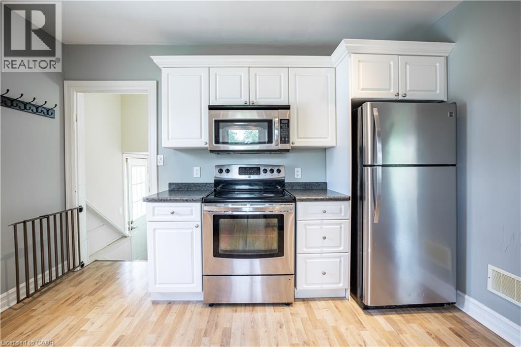 521 South Pelham Road Unit# Upper, Welland, Ontario  L3C 3C7 - Photo 15 - 40835628