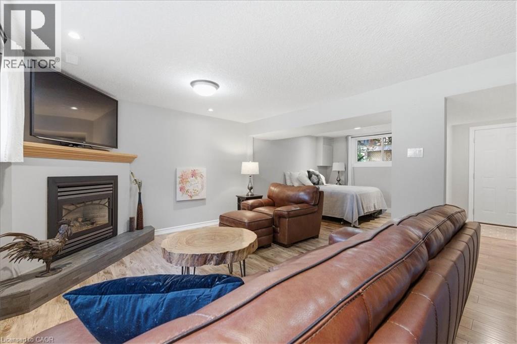 20 Wolfe's Court, Kitchener, Ontario  N2B 2Z1 - Photo 32 - 40835375