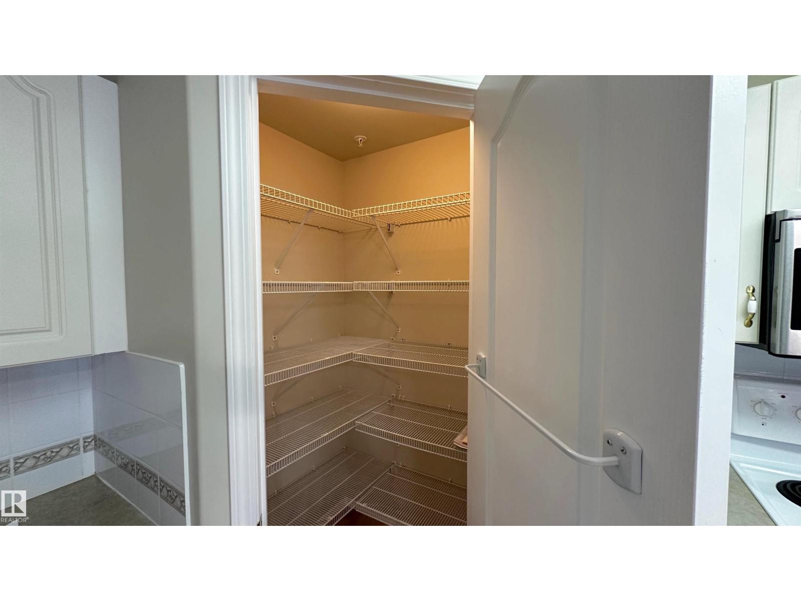#218 237 Youville Dr E NW, Edmonton, Alberta  T6L 7G2 - Photo 5 - E4491174