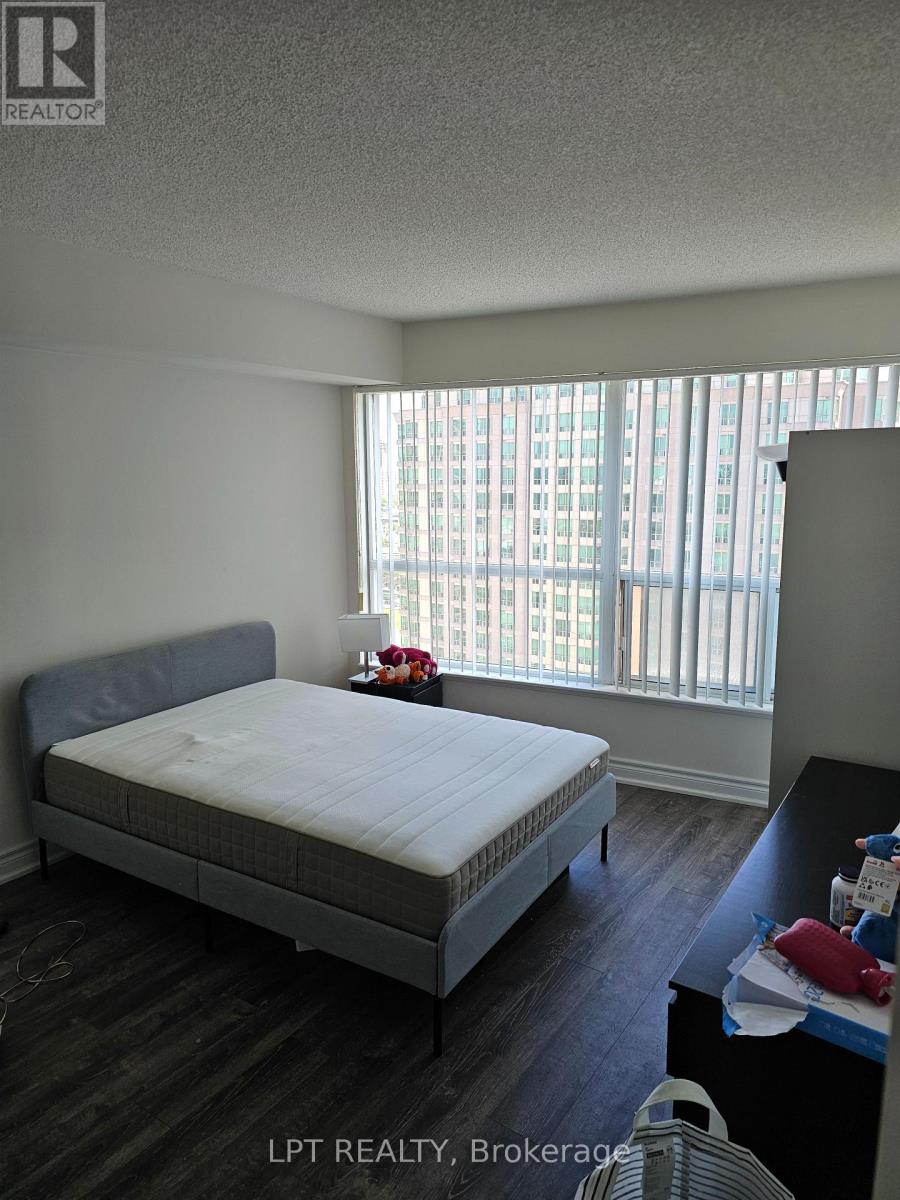 2107 - 38 Lee Centre Drive, Toronto, Ontario  M1H 3J7 - Photo 4 - E13224872