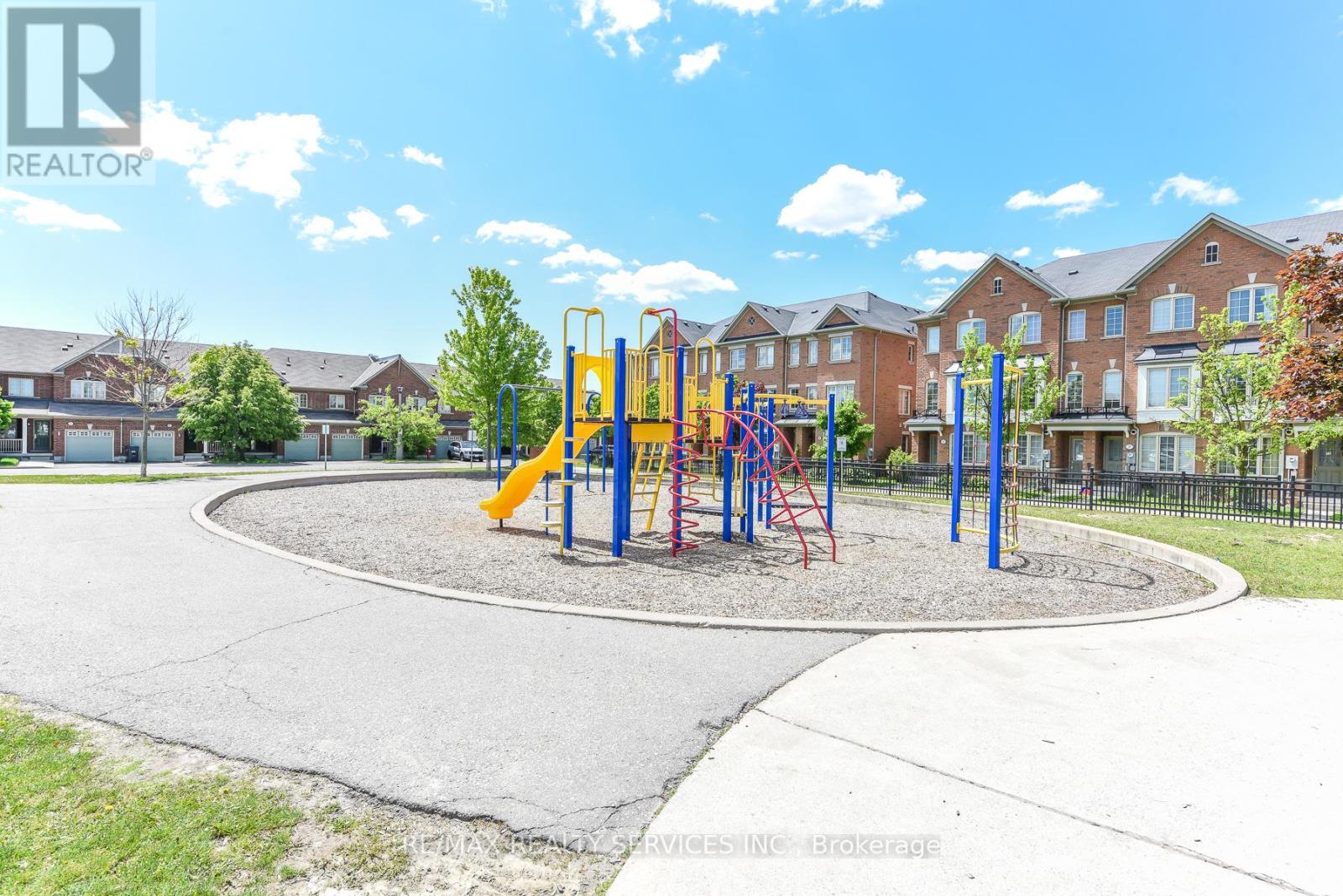 15 Peach Drive S, Brampton, Ontario  L6R 0W5 - Photo 38 - W13235538