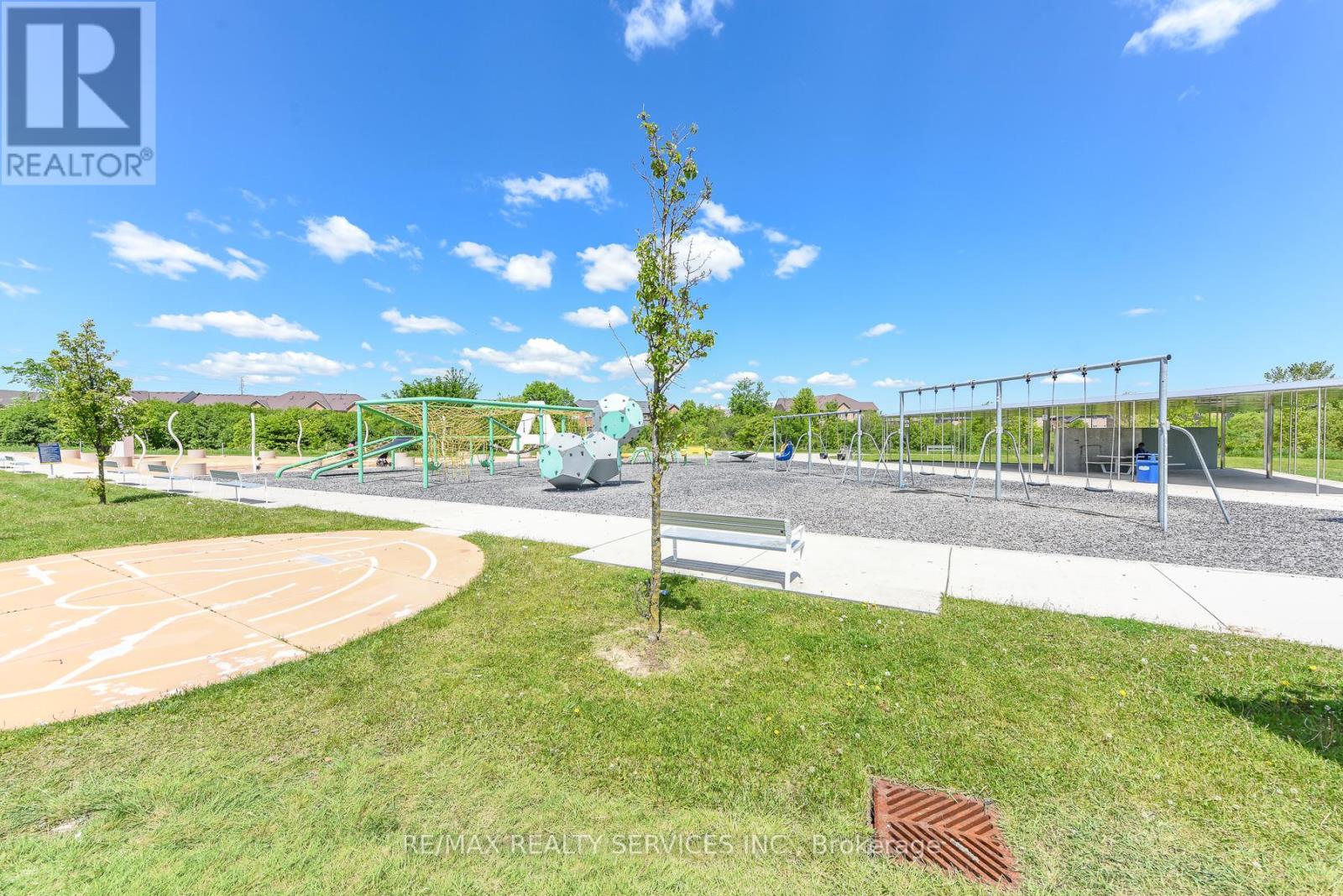 15 Peach Drive S, Brampton, Ontario  L6R 0W5 - Photo 41 - W13235538