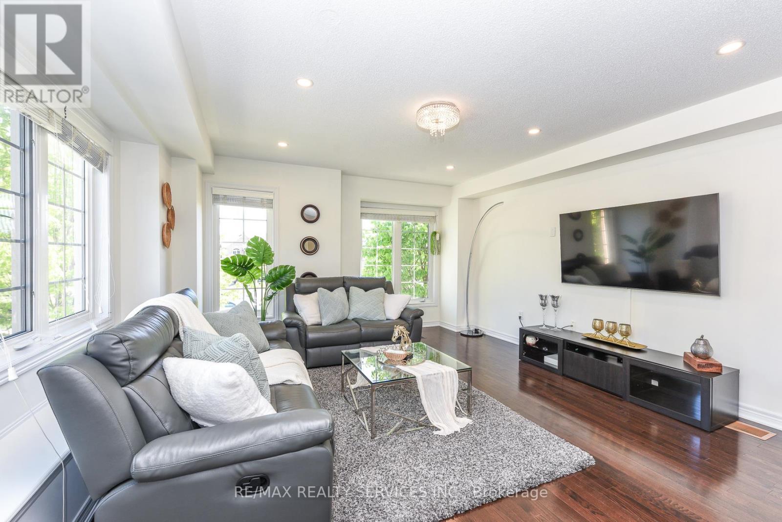15 Peach Drive S, Brampton, Ontario  L6R 0W5 - Photo 17 - W13235538