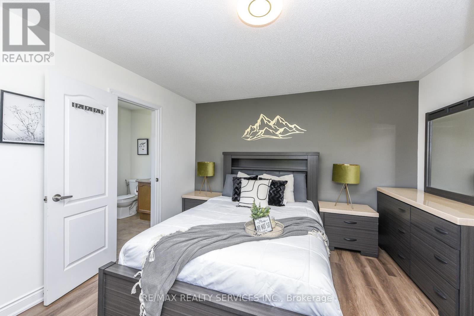 15 Peach Drive S, Brampton, Ontario  L6R 0W5 - Photo 24 - W13235538