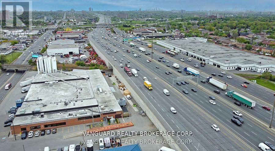 2025 Wilson Avenue, Toronto, Ontario  M9M 1A9 - Photo 7 - W13235658