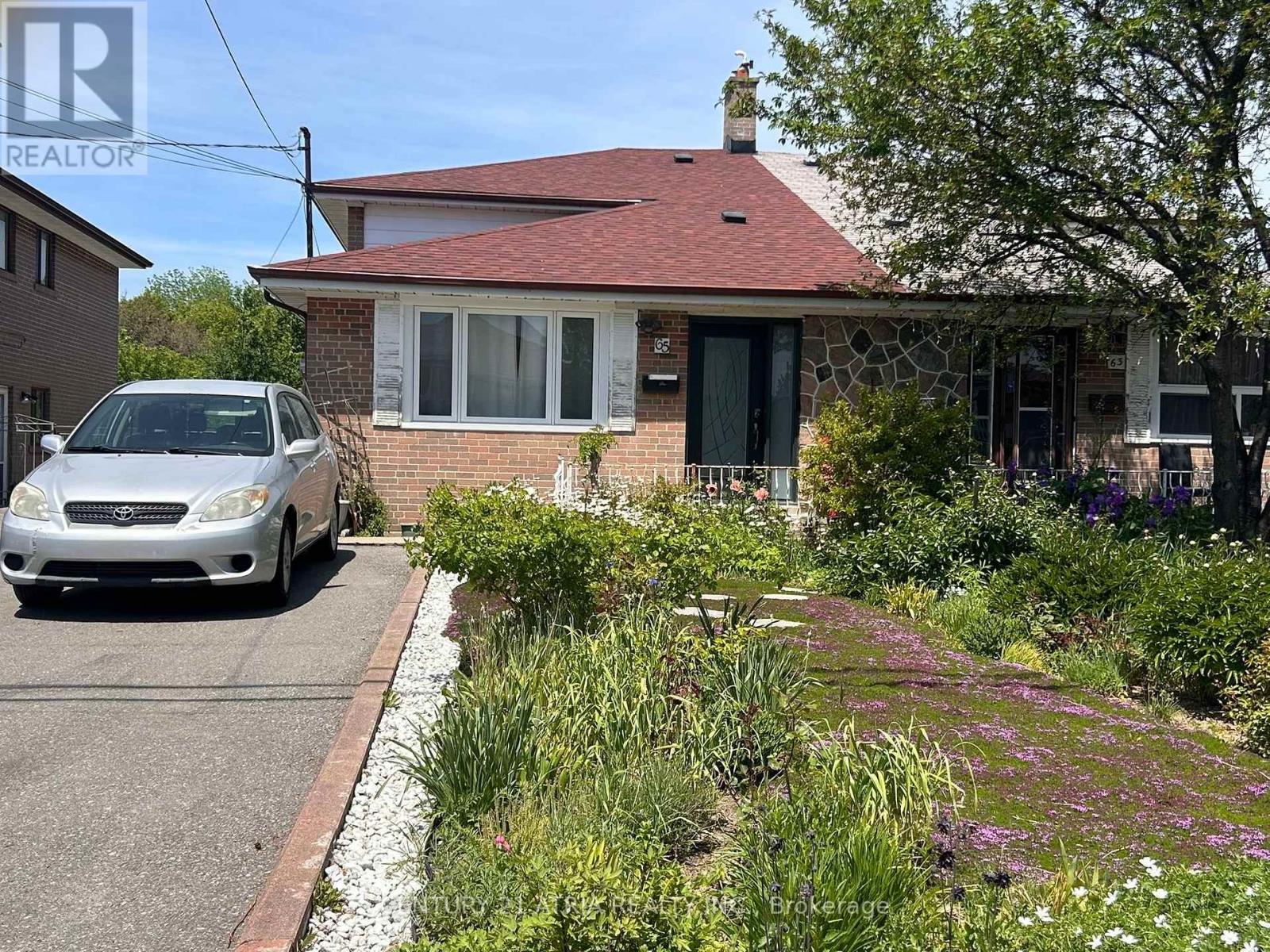LOWER - 65 NEWLIN CRESCENT, Toronto, Ontario