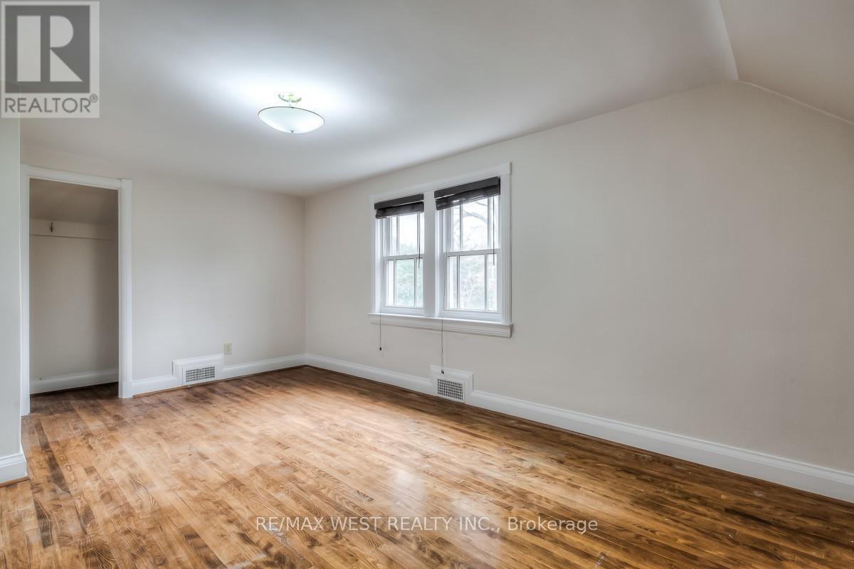1109 Royal York Road, Toronto, Ontario  M8X 2G8 - Photo 10 - W13235750