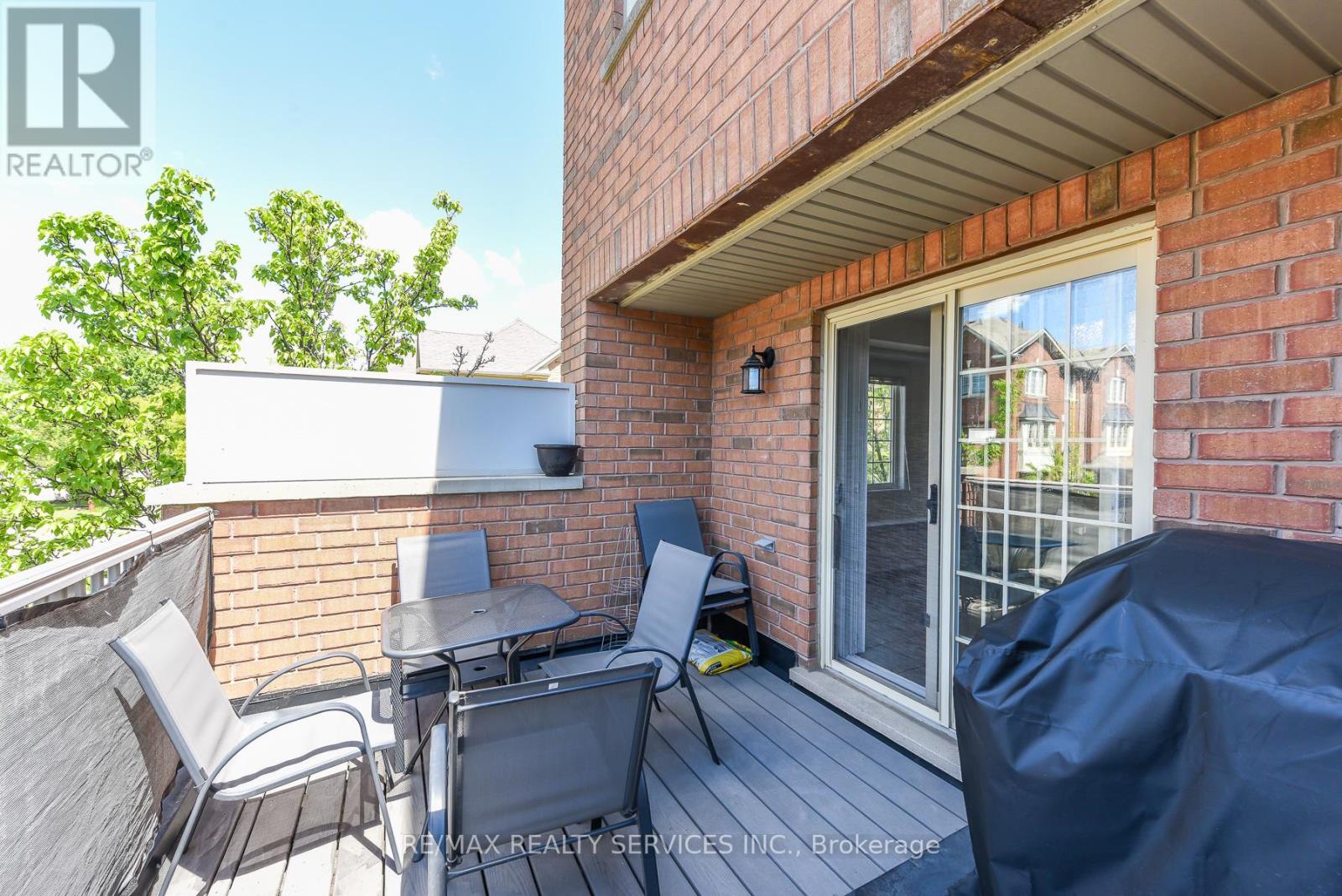 15 Peach Drive S, Brampton, Ontario  L6R 0W5 - Photo 33 - W13235538