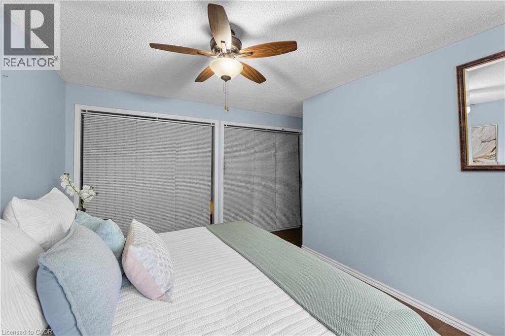 11 Abraham Drive, St. Catharines, Ontario  L2M 6K7 - Photo 11 - 40834848