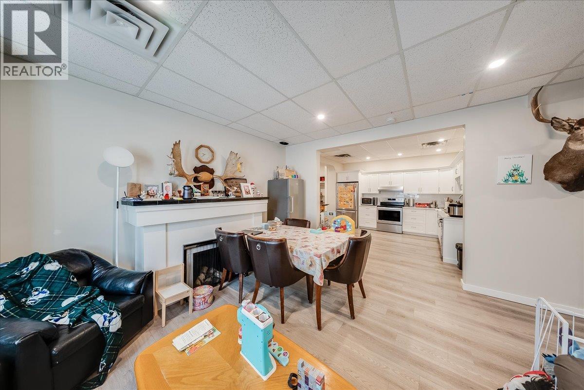 1500 Cedar Avenue, Trail, British Columbia V1R 4C6 - Photo 16 - 10389784