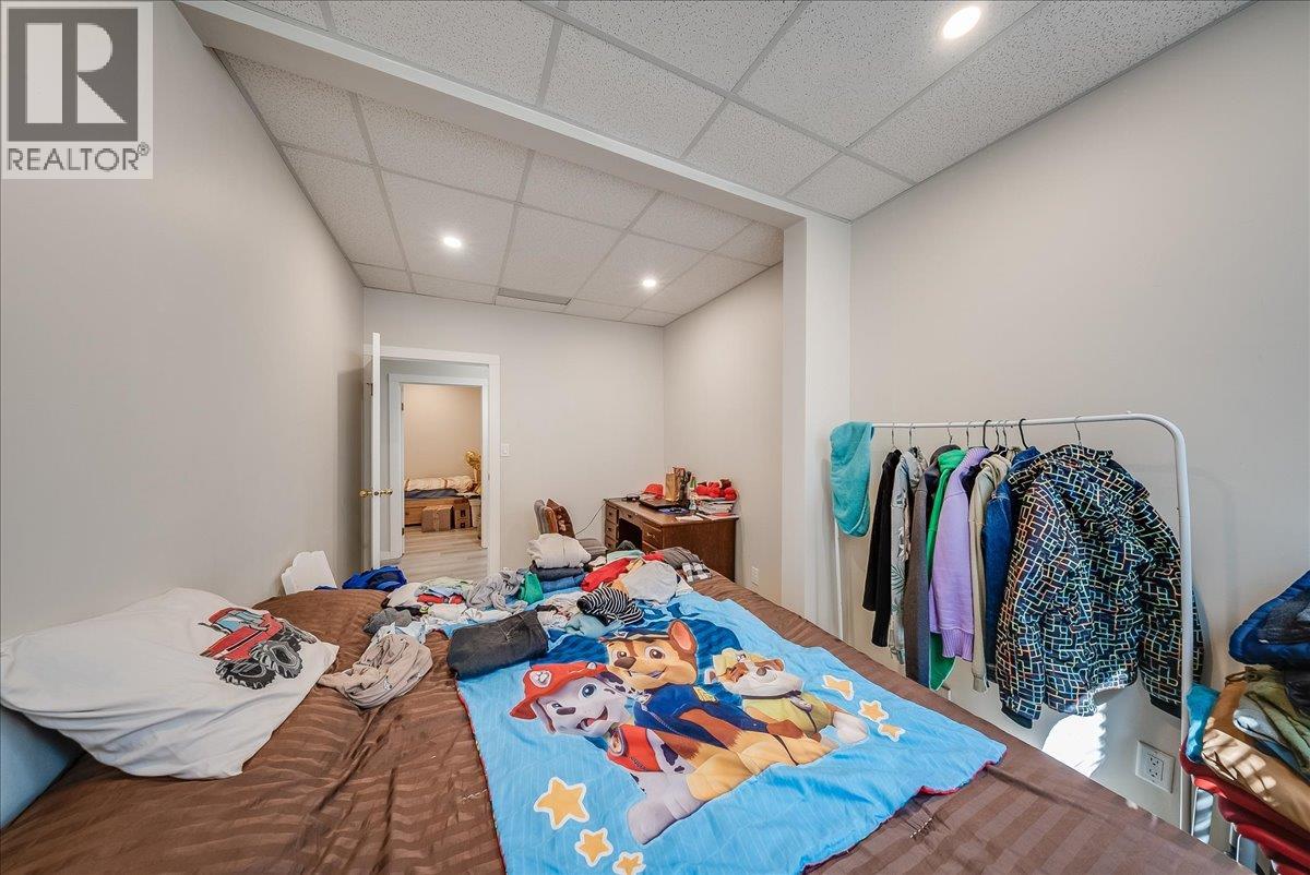 1500 Cedar Avenue, Trail, British Columbia V1R 4C6 - Photo 21 - 10389784