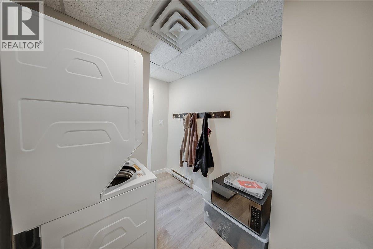 1500 Cedar Avenue, Trail, British Columbia V1R 4C6 - Photo 31 - 10389784