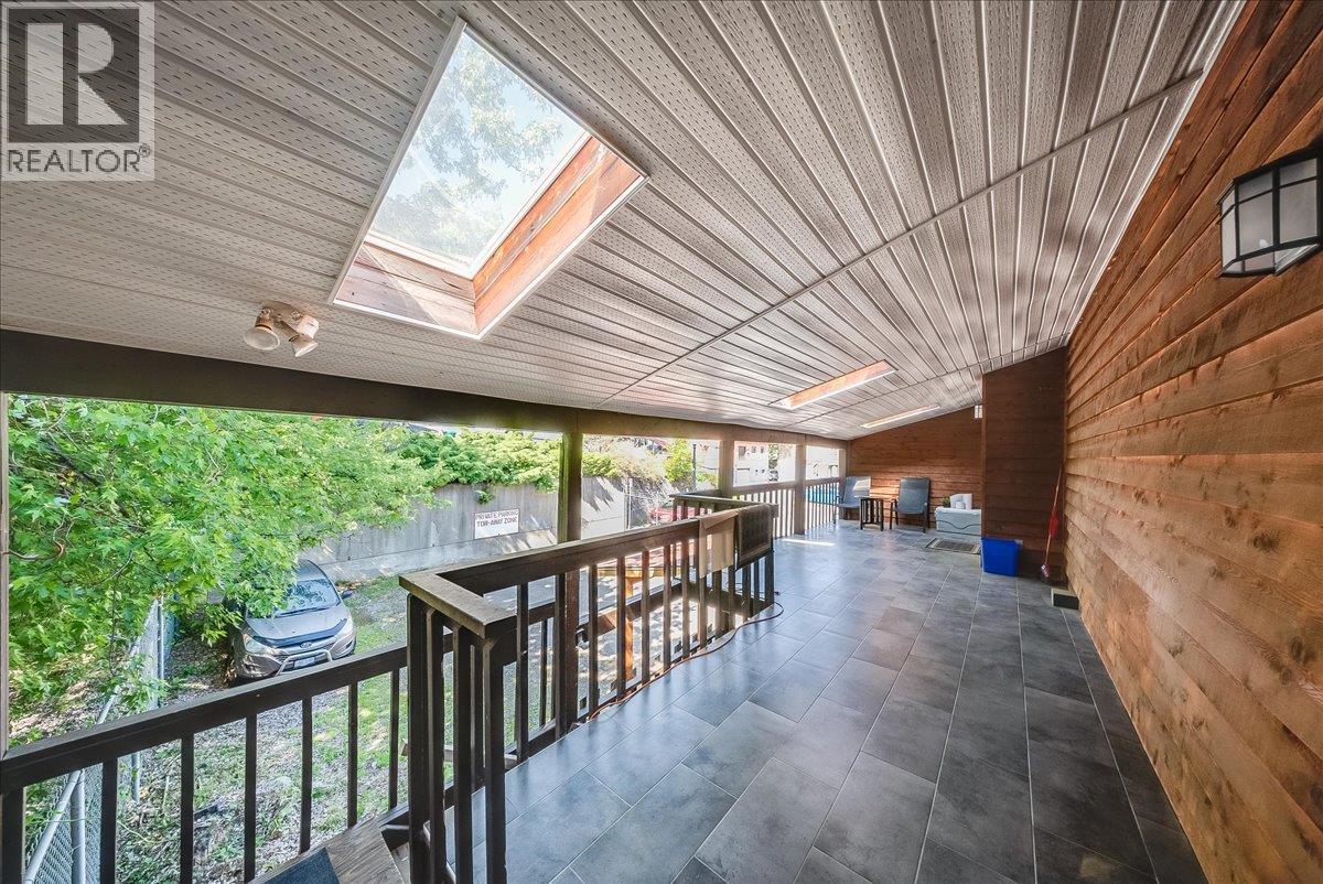 1500 Cedar Avenue, Trail, British Columbia V1R 4C6 - Photo 37 - 10389784