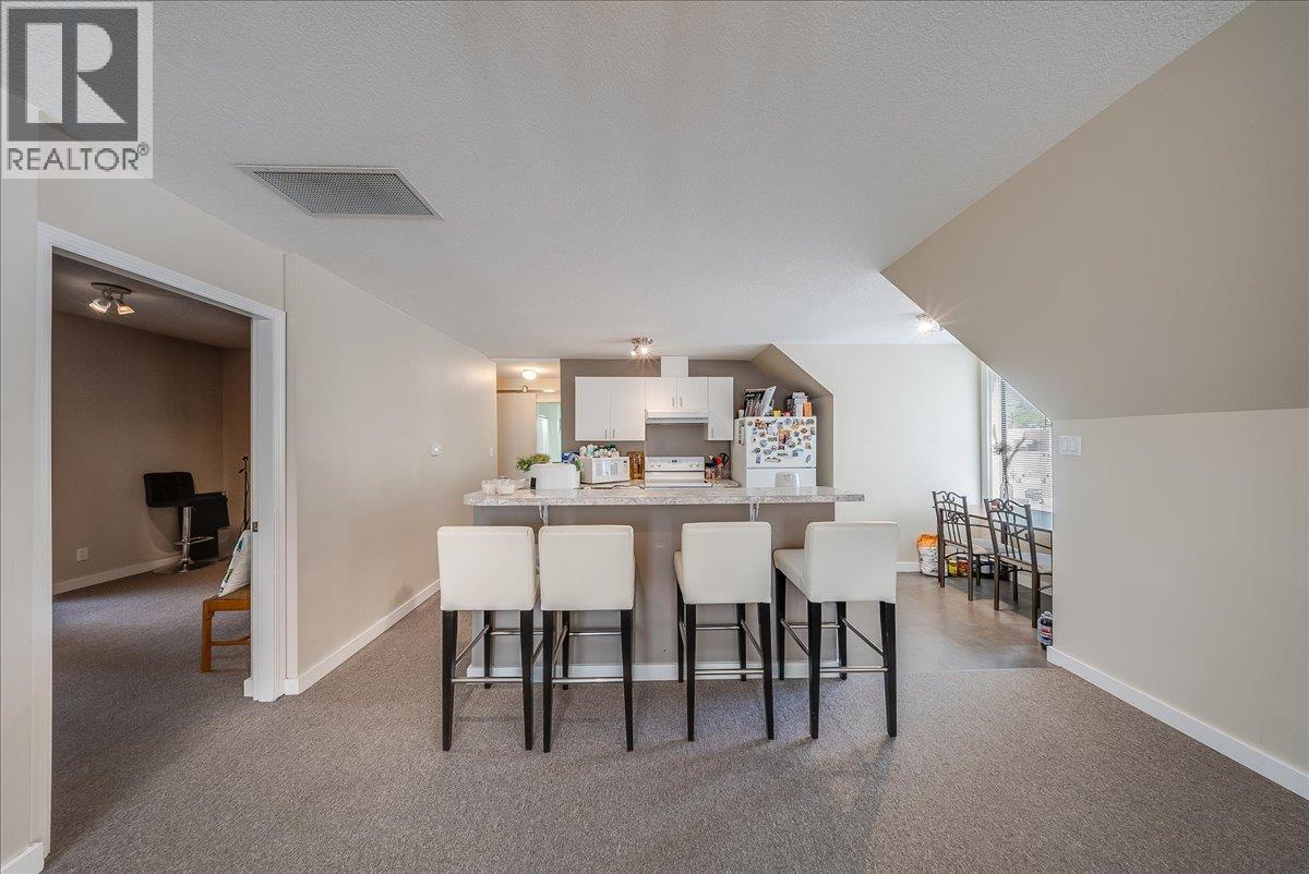 1500 Cedar Avenue, Trail, British Columbia V1R 4C6 - Photo 46 - 10389784