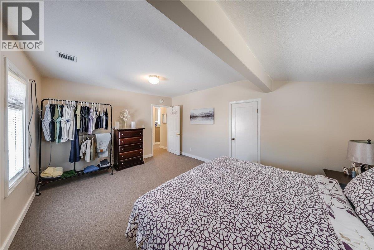 1500 Cedar Avenue, Trail, British Columbia V1R 4C6 - Photo 57 - 10389784