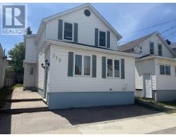 112 DWYER AVENUE, Timmins, Ontario