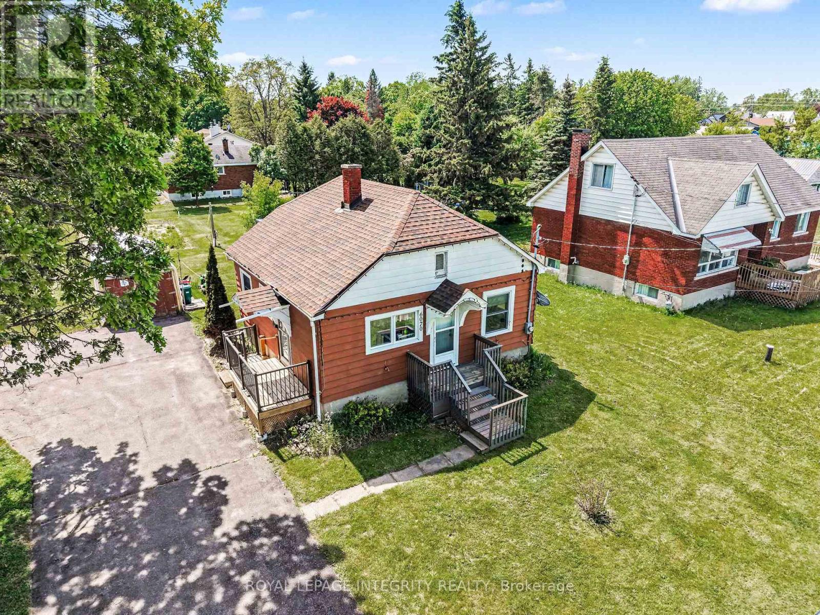 6070 PERTH STREET, Ottawa, Ontario