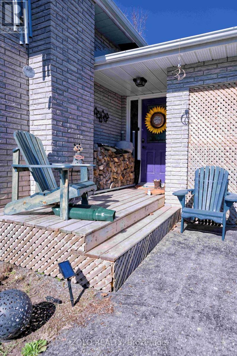 4075 Lafortune Drive, Ottawa, Ontario  K0A 3J0 - Photo 2 - X13236124