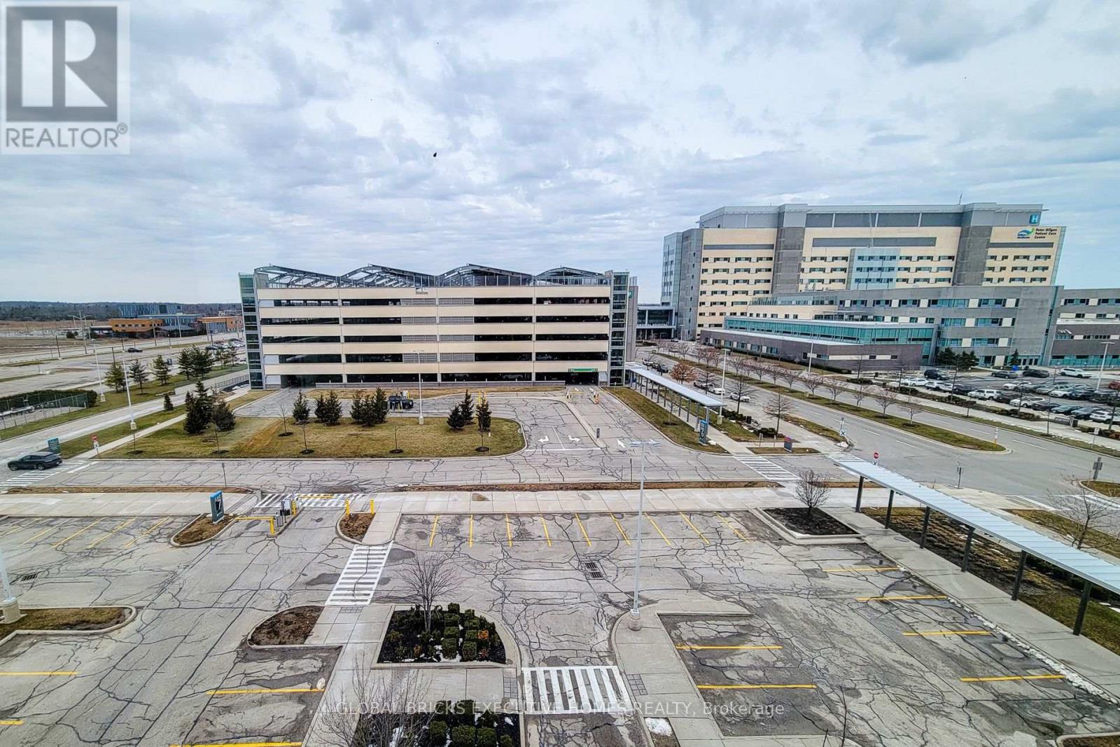 424 - 3075 Hospital Gate, Oakville, Ontario L6M 1M1 - Photo 5 - W12957422