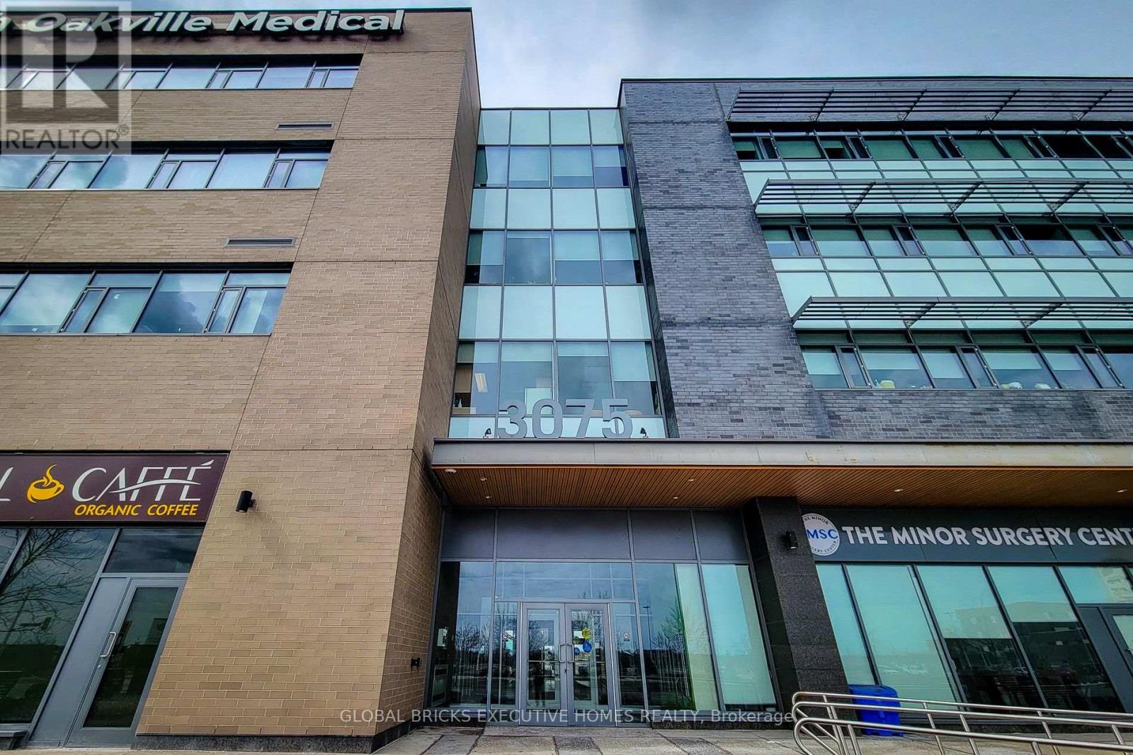 424 - 3075 Hospital Gate, Oakville, Ontario L6M 1M1 - Photo 7 - W12957422