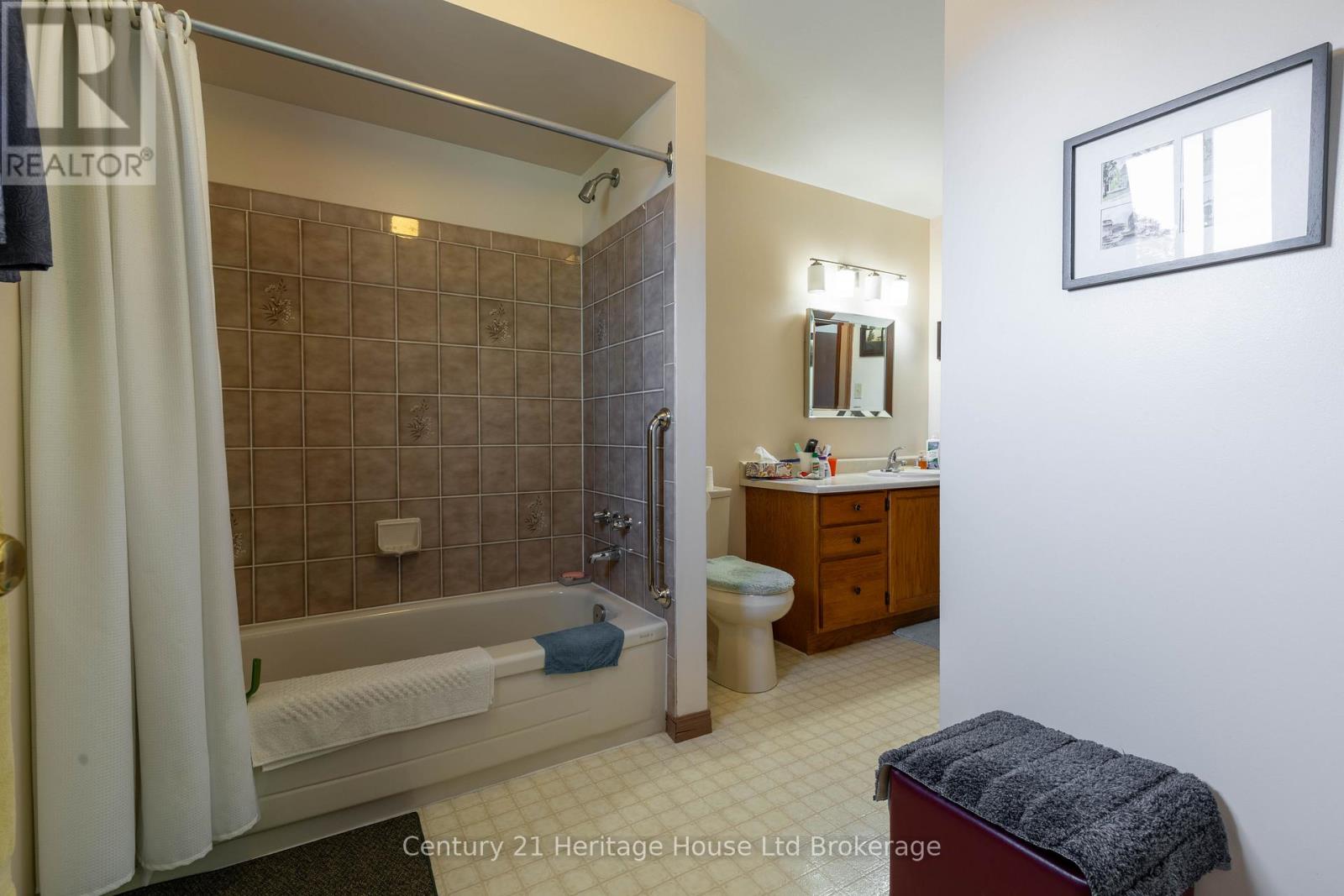 12 Spartan Drive, Brantford, Ontario  N3R 6C7 - Photo 14 - X13235924