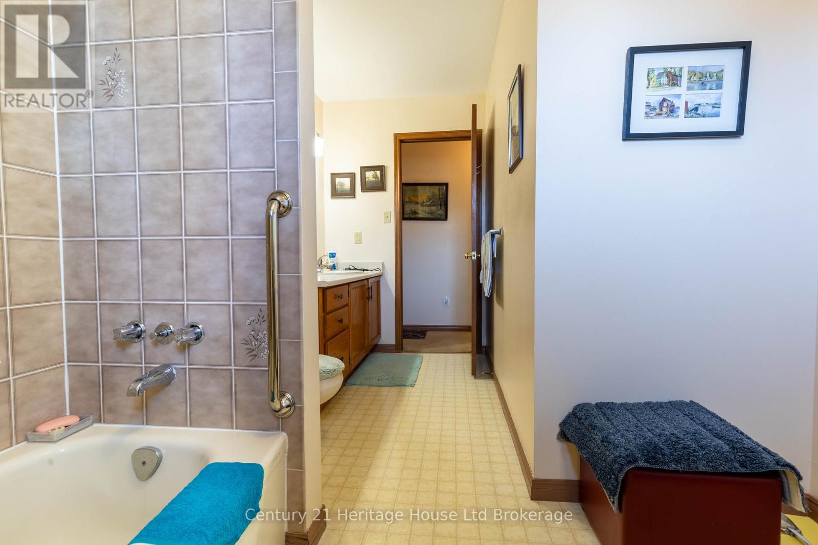 12 Spartan Drive, Brantford, Ontario  N3R 6C7 - Photo 15 - X13235924