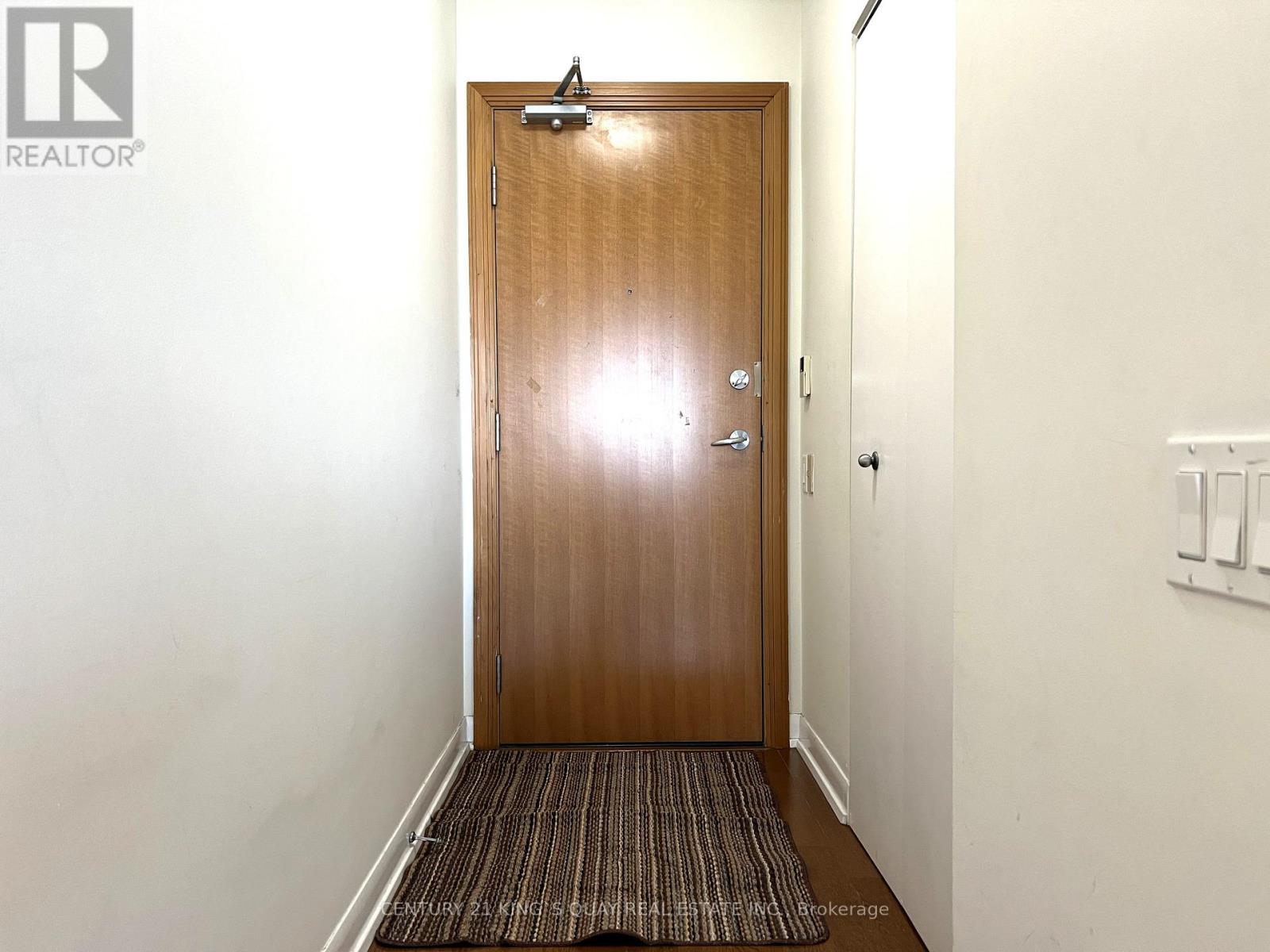 2711 - 33 Sheppard Avenue E, Toronto, Ontario  M2N 7K1 - Photo 2 - C13234088