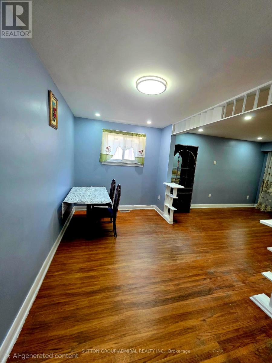 Main Flr - 34 Crocus Drive, Toronto, Ontario  M1R 4S6 - Photo 10 - E13006660