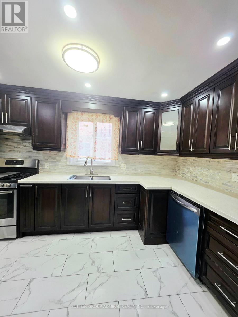 Main Flr - 34 Crocus Drive, Toronto, Ontario  M1R 4S6 - Photo 7 - E13006660