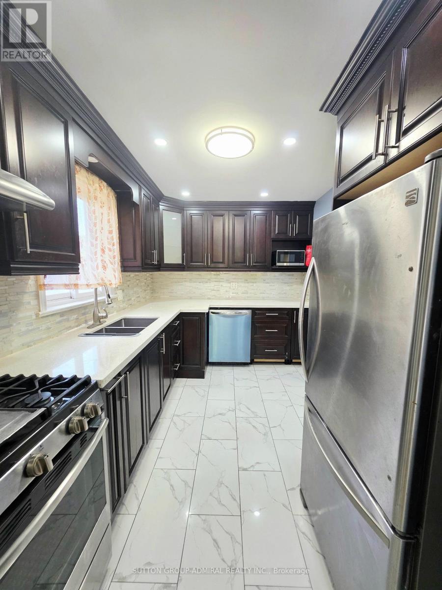 Main Flr - 34 Crocus Drive, Toronto, Ontario  M1R 4S6 - Photo 4 - E13006660