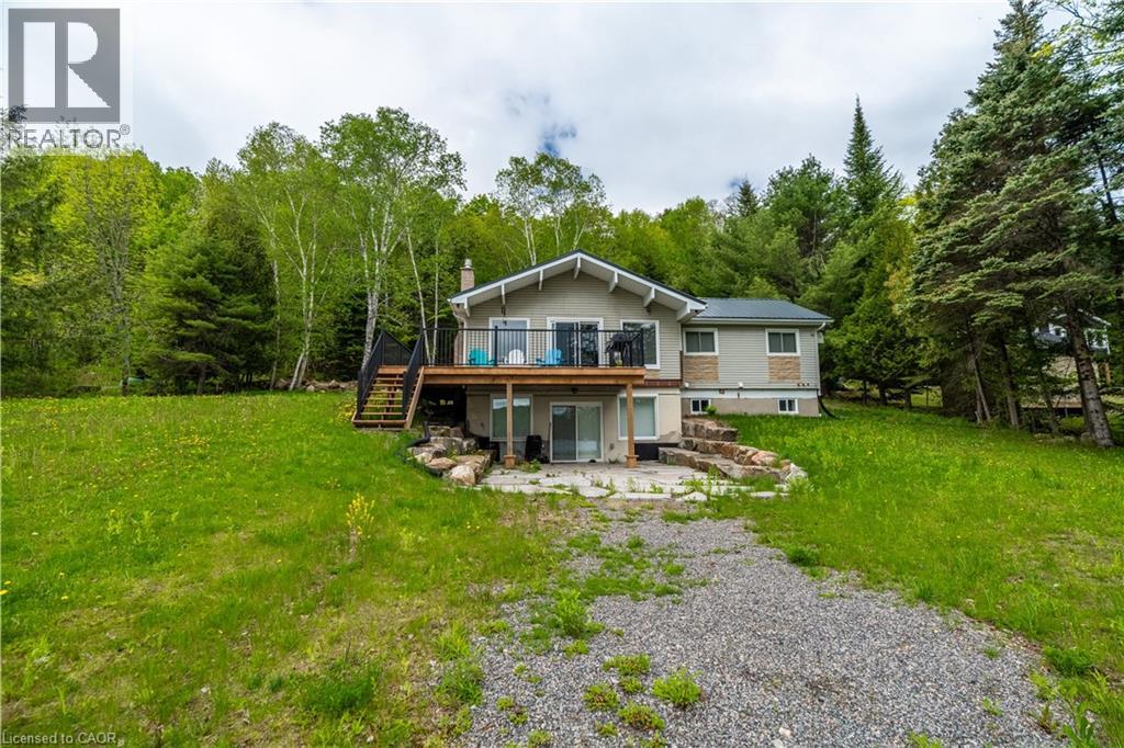 1056 INAWENDAWIN Road, Lake Of Bays, Ontario