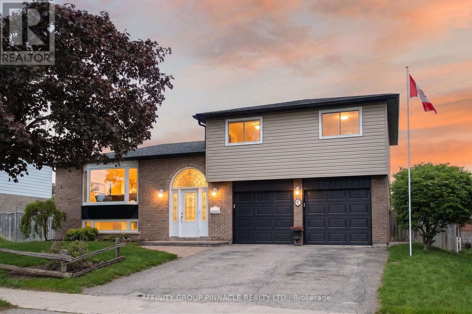 17 Edgewood Drive E, Kawartha Lakes, Ontario  K9V 4W2 - Photo 1 - X13235908