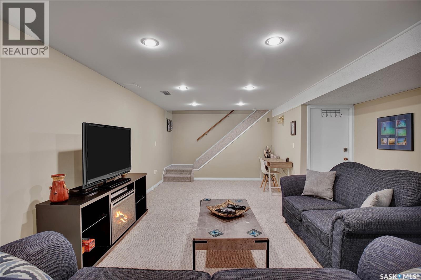 231 Roborecki Crescent, Saskatoon, Saskatchewan  S7K 5L1 - Photo 18 - SK038064